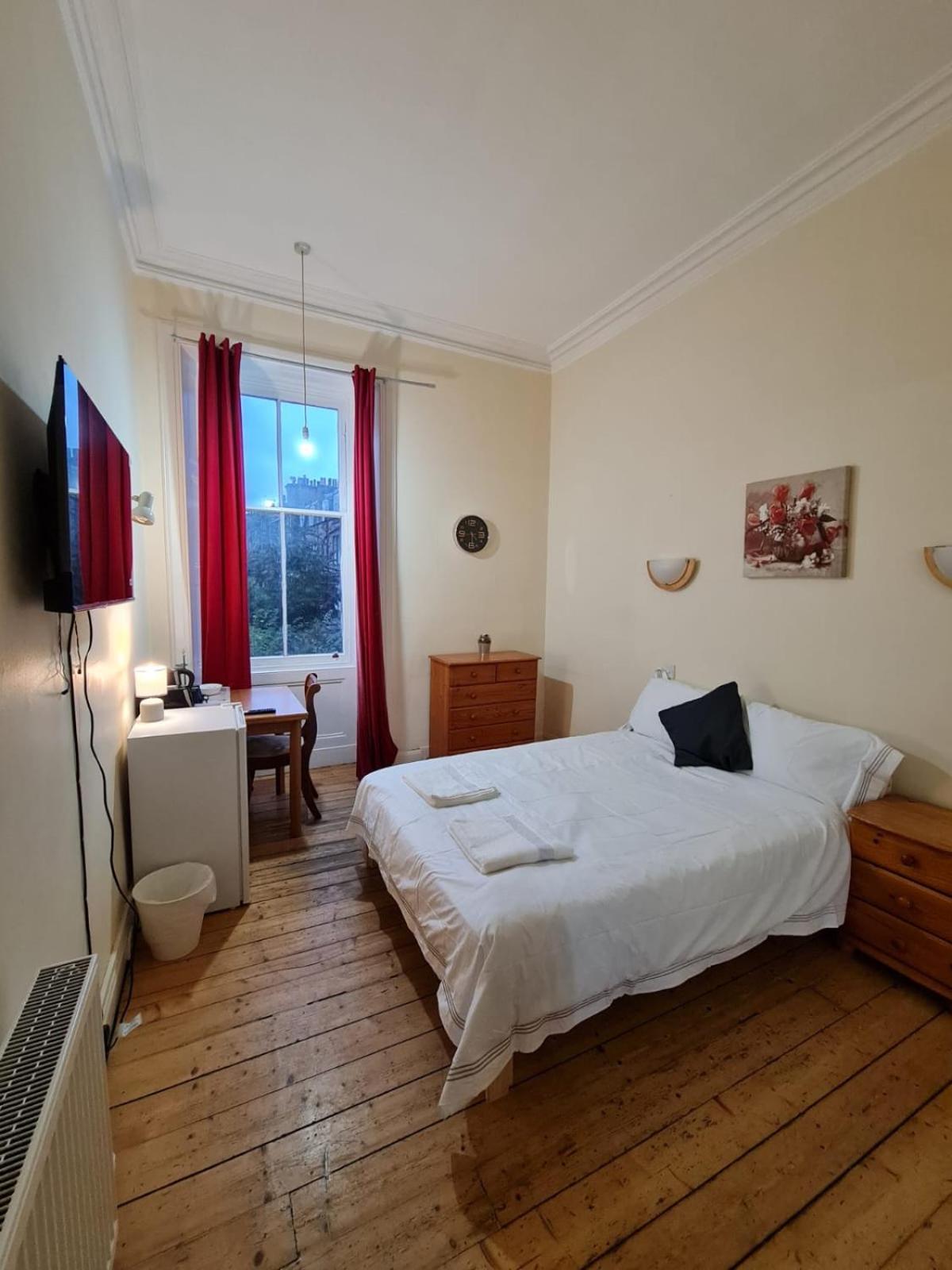 Haymarket Station Rooms Эдинбург Экстерьер фото