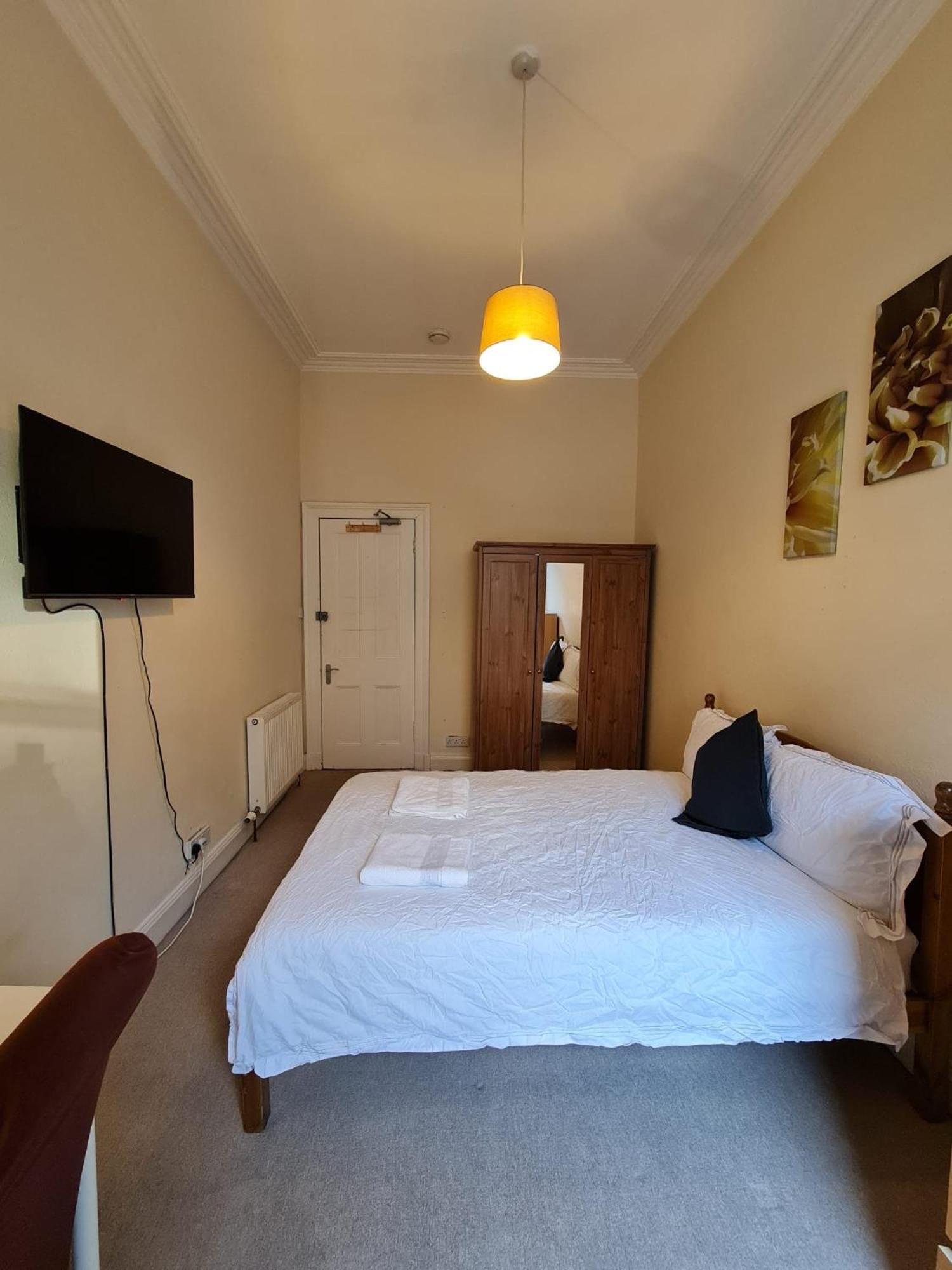 Haymarket Station Rooms Эдинбург Экстерьер фото